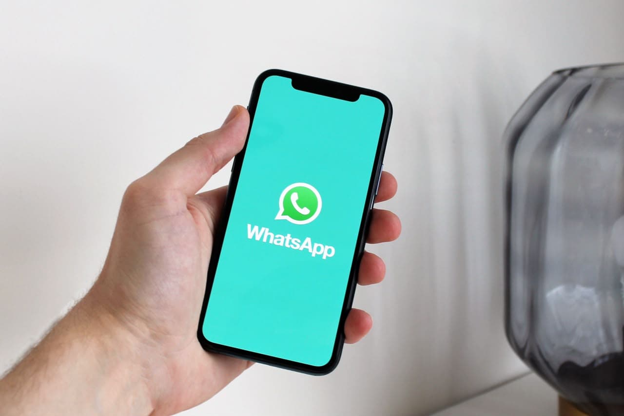 Akun WhatsApp Kena Blokir, Jangan Asal Bayar Jasa Pembuka Blokir