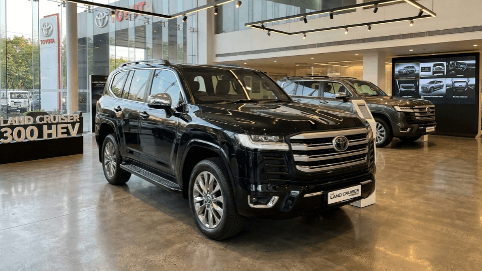 Toyota Land Cruiser 300 HEV Siapkan Platform TNGA GA-F dan Hybrid Buas untuk Off-Road Ekstrem dengan Desain Kekar!!