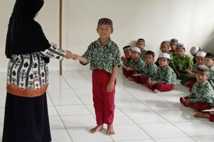 Saat Status Guru PPPK Mulai Ditata, Guru Madrasah Swasta Masih Menunggu Kepastian