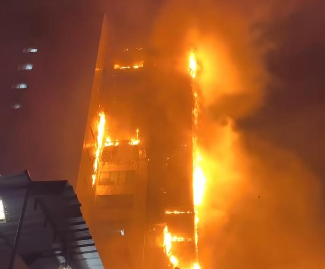 Dua Pekan Berselang, Gedung Bapenda DKI Kembali Terbakar, Ruang Arsip Lantai 11 Jadi Sasaran Api