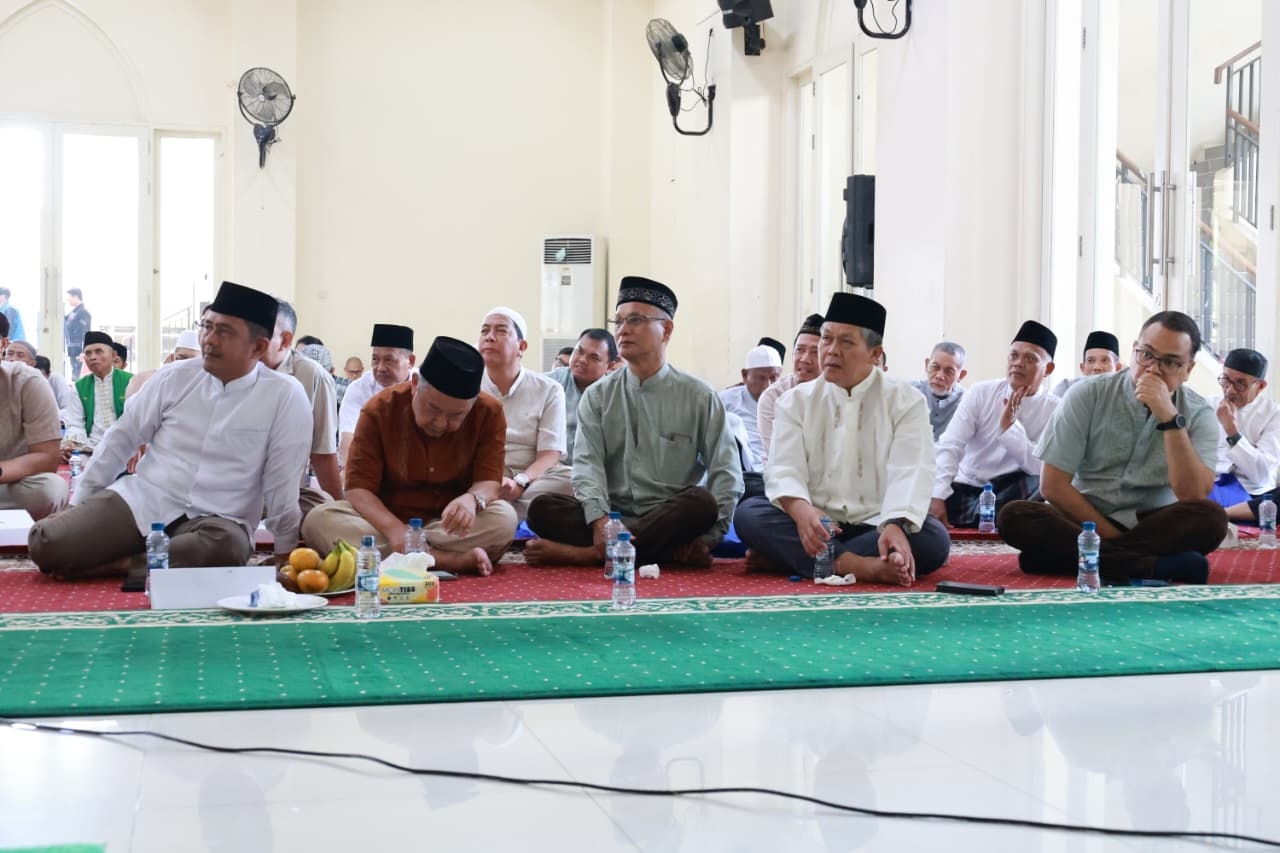 Peringatan Maulid Nabi di Masjid Asmaul Husna Gading Serpong, Wakil Bupati Tangerang Ajak Muslim Teladani Akhlak Rasulullah