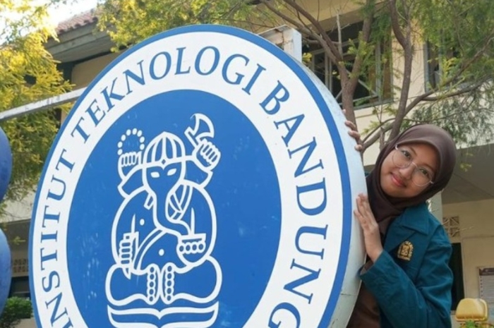 Ayahnya Berpenghasilan Cuma Rp500 Ribu, Larasati Tak Menyerah Kejar Mimpi Kuliah di ITB