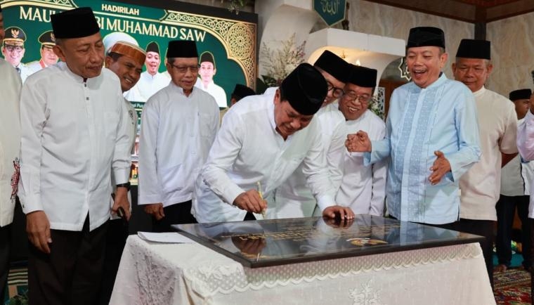 Bupati Tangerang dan Gubernur Banten Resmikan Masjid Jami Al Ichlas Cisauk Sekaligus Memperingati Maulid Nabi SAW