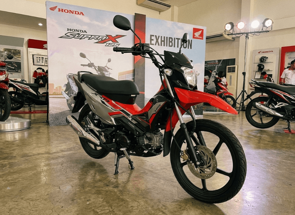 Kaum Mendang-Mending Minggir! Honda Supra X Cross 125 Ketawa Lihat Rivalnya, Mesin Beringas dan Bobot 97 Kg Siap Libas Jalanan Rusak