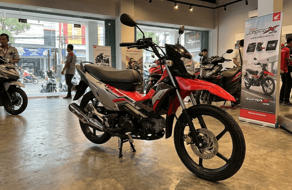 Honda Supra X Cross 125 Curi Perhatian Dunia dengan Desain Radikal dan Speedometer Full Digital, Ini Spesifikasi Lengkap yang Bikin Penasaran