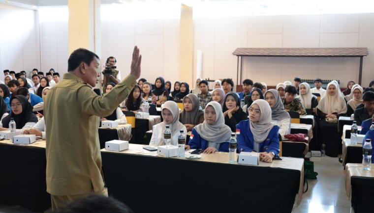 Mantap! 1.075 Mahasiswa Terima Beasiswa Tangerang Gemilang Tahun 2026, Dapat Pembekalan dari Bupati Maesyal Rasyid