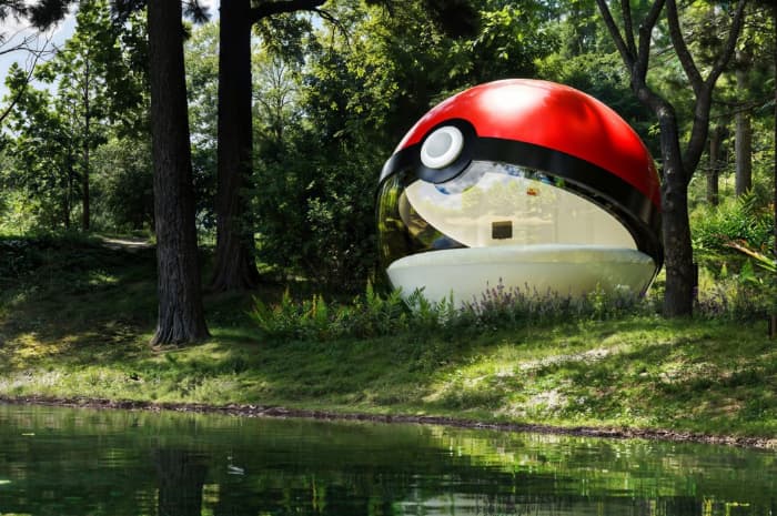 Fans Pokemon Bisa Tidur di Poke Ball, tapi Hanya 10 Pasangan yang Bisa Merasakannya