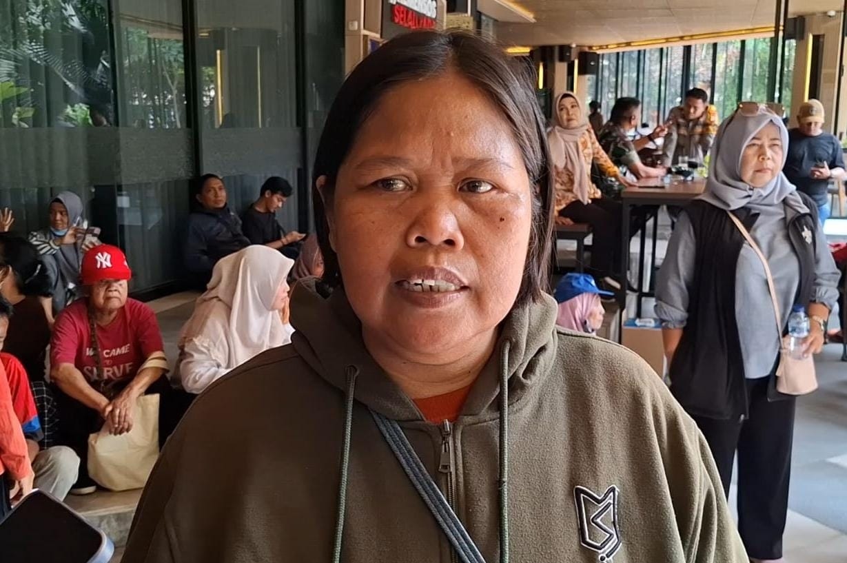 Sama-sama Tinggal di Kolong Tol, Ibu Ini Ngaku Desil 1 Tapi Anaknya Desil 7, Kok Bisa?