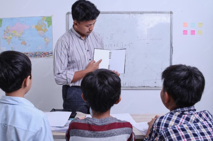 Bahasa Inggris Jadi Mapel Wajib Kelas 3 SD, Guru Bisa Ikut Pelatihan Gratis