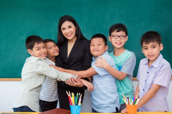 Guru dan Tenaga Kependidikan Wajib Penuhi Standar Baru, Ada Masa Penyesuaian hingga 9 Tahun