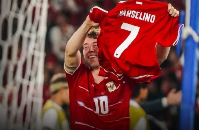 Pamer Jersi Nomor 7 Usai Tekuk Thailand, Ole Romeny Anggap Marselino Seperti Saudara