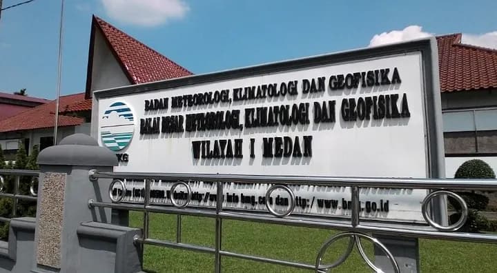 BMKG Imbau Warga Sumut Waspadai Hujan Petir dan Cuaca Ekstrem Sepekan ke Depan