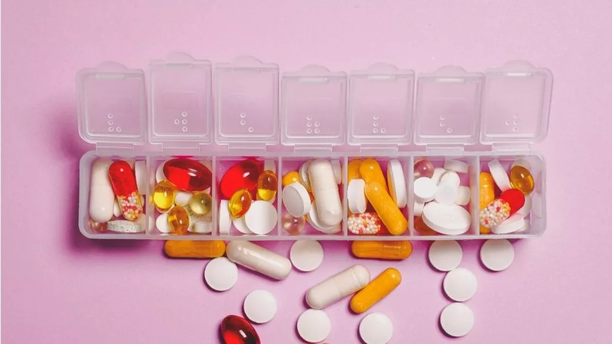 Mengandung Bahan Kimia Obat, BPOM Telusuri 22 Obat Bahan Alam Berbahaya