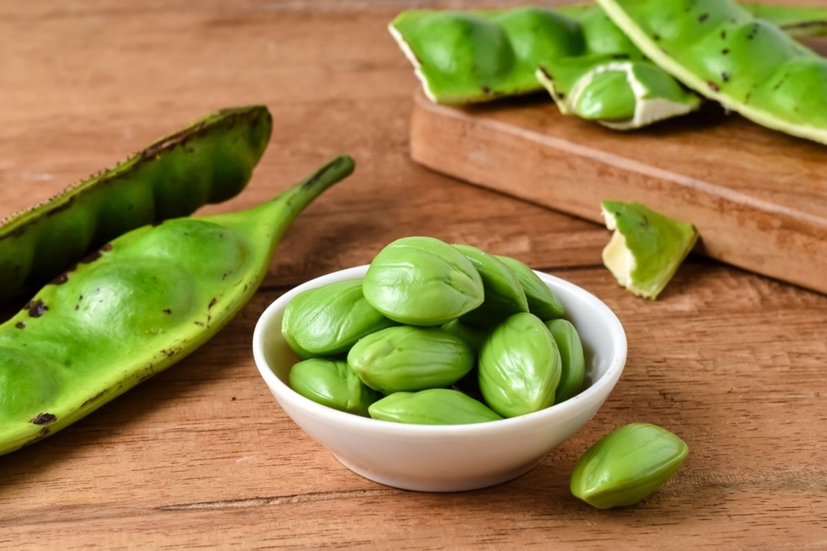 5 Gangguan Kesehatan Akibat Makan Petai Berlebihan, Nomor 5 Bikin Khawatir!