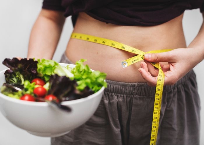 Tak Perlu Diet Ketat, Simak 4 Cara Sederhana Hilangkan Lemak Perut Berikut Ini