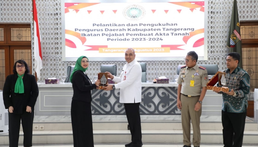 Bupati Zaki Minta Pengurus IPPAT Kabupaten Tangerang Responsif dalam Melayani Masyarakat