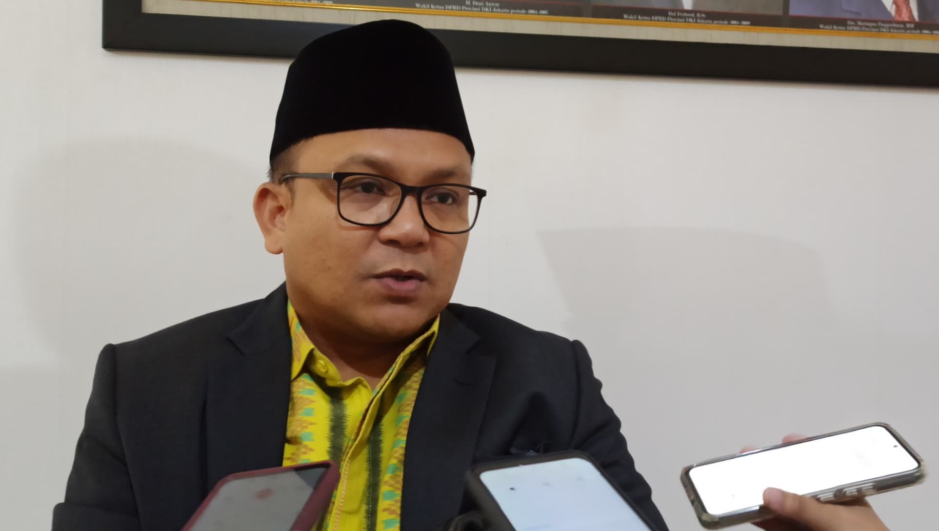 Ketua Fraksi Golkar Apresiasi Dinas Pendidikan DKI Jakarta yang Respons Cepat Terkait Kisruh Penerima KJMU, Basri: Jangan Sok Bertahan!