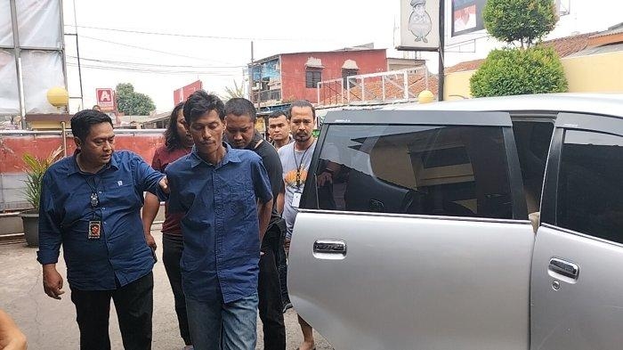 Tragis! Kesal Dilarang Lihat Gambar Cewek di Tiktok, Pria di Bojonggede Aniaya Istri hingga Tewas