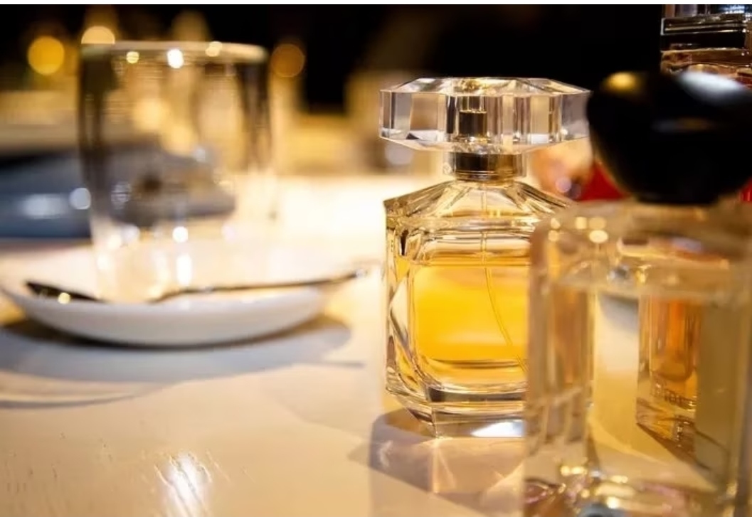 Parfum Sebagai Lambang Kekayaan Hingga Sarana Komunikasi dengan Tuhan? Ini Penjelasannya