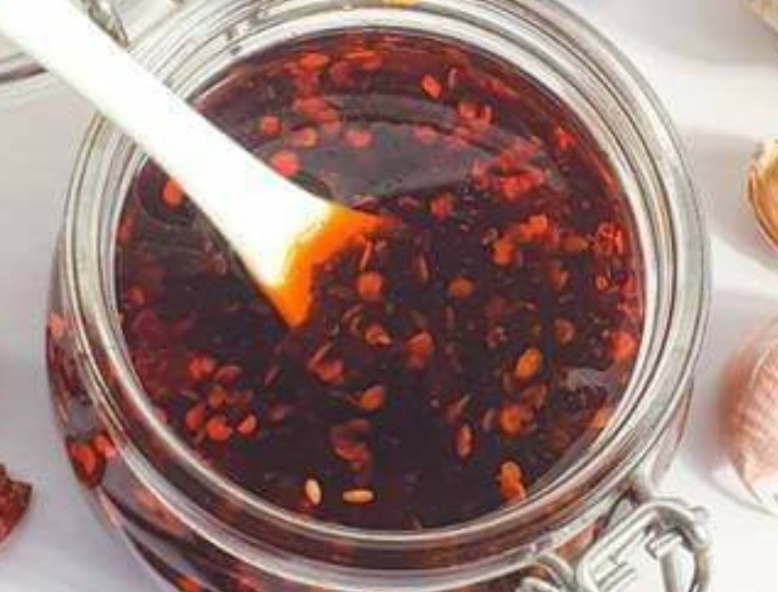 Tips dan Resep Chili Oil Gurih Pedas Ala Chef Devina, Anti Ribet dam Tahan Lama