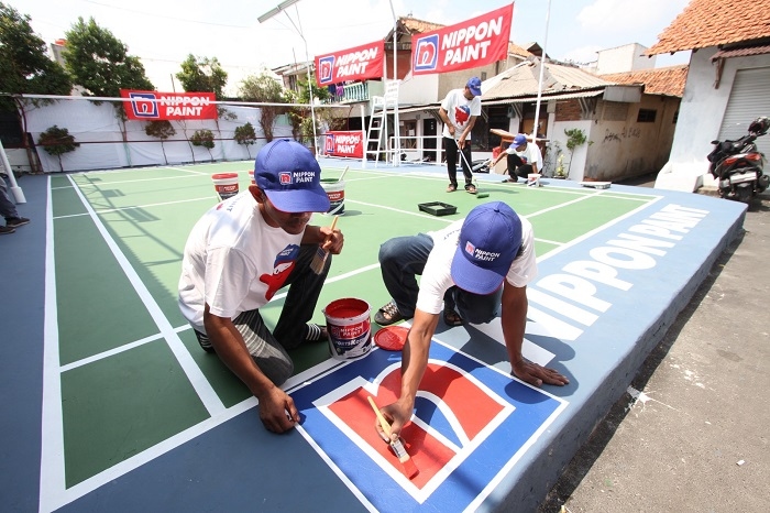 Gaungkan Program #ArenaWarga, Vindes Sport Donasikan Ribuan Cat untuk Lapangan Bulu Tangkis di Jabodetabek