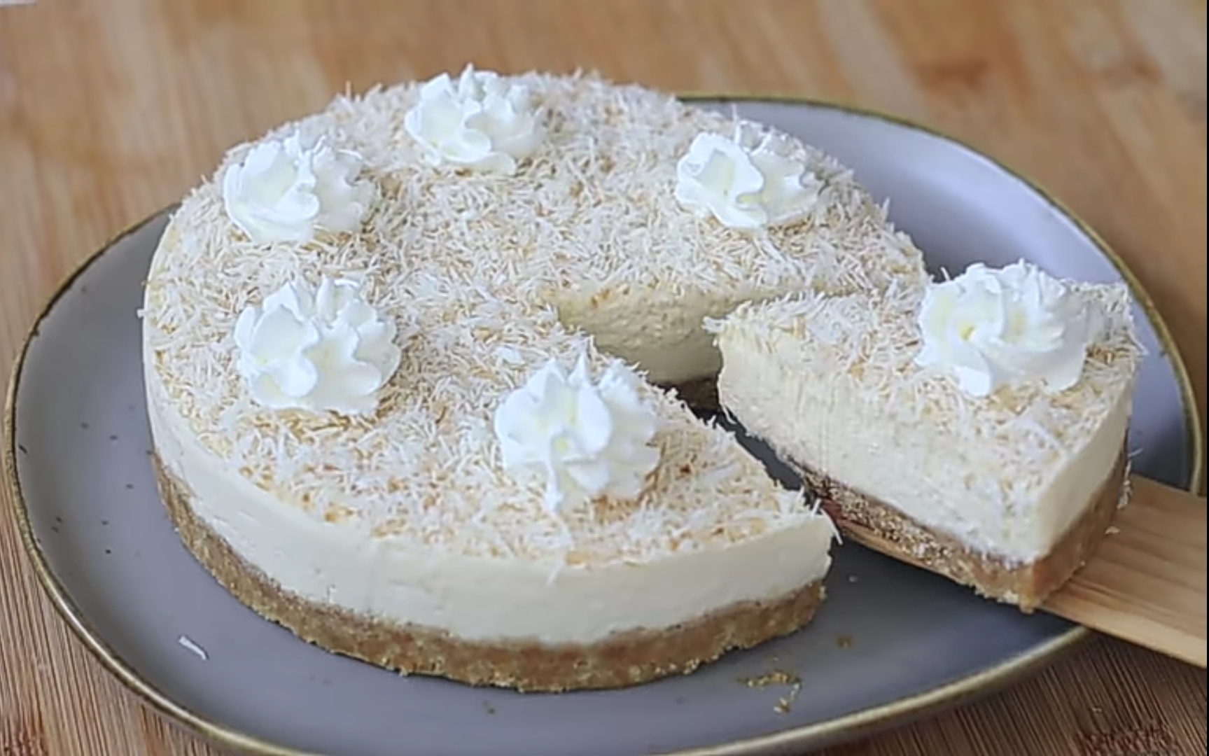 CUMAN 4 BAHAN! Ini Resep Cheesecake Tanpa Mixer dan Tanpa Oven Ala Chef Devina, Bisa Buat Sendiri di Kosan