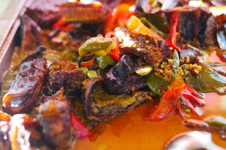 Resep Ikan Asap Santan Pedas, Masak Sendiri di Rumah, Cocok Disajikan Saat Musim Hujan