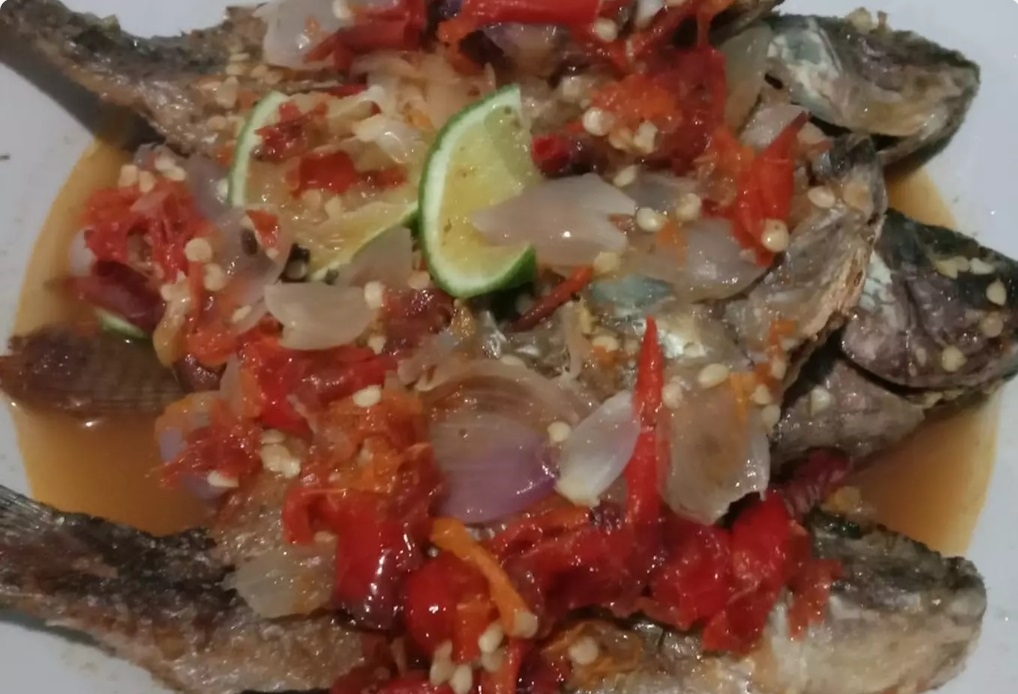 Resep Pecak Ikan Mujair Khas Betawi, Rasanya Gurih Pedas dan Segar Bikin Lidah Jadi Ketagihan