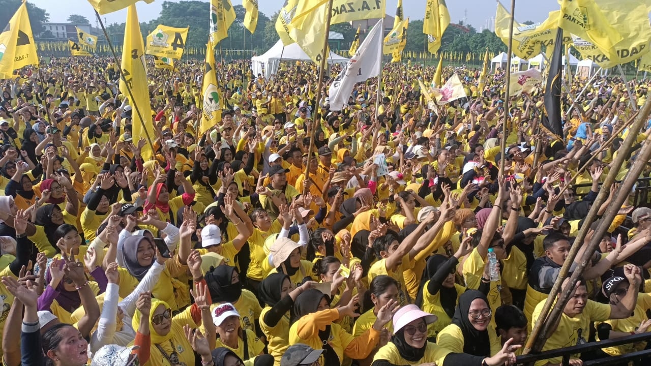 Puluhan Ribu Orang Ikut Lomba Senam Gemoy di Ulang Tahun ke-59 Partai Golkar, Hadiah Utamanya Keren! Mobil Chery 1 Omoda 5 Z dan 10 Tiket Umroh