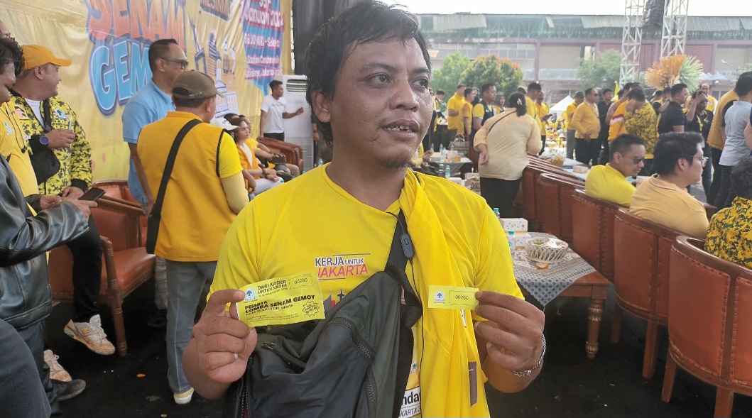 Dapat Doorprize Tiket Umroh Gratis dari Lomba Senam Gemoy HUT Partai Golkar, Malih: Ini Untuk Ibu Saya...