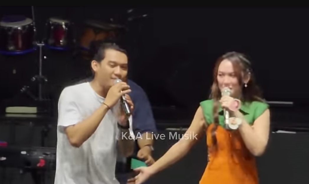 AMBYAR NEMEN, Gilga Sahid Ucap I Love You Happy Asmara, Penonton Histeris, Konser di Balai Sarbini Jakarta Pecah