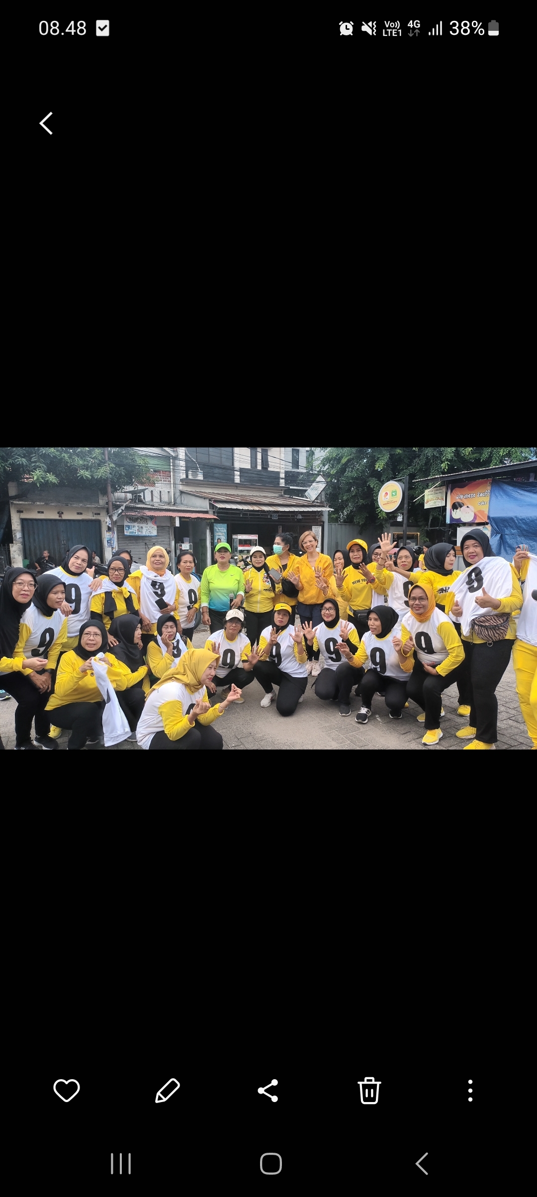 Caleg DPRD DKI Dari Golkar Gelar Senam Bersama Warga, Teh Miea Ajak Masyarakat Jaga Kesehatan