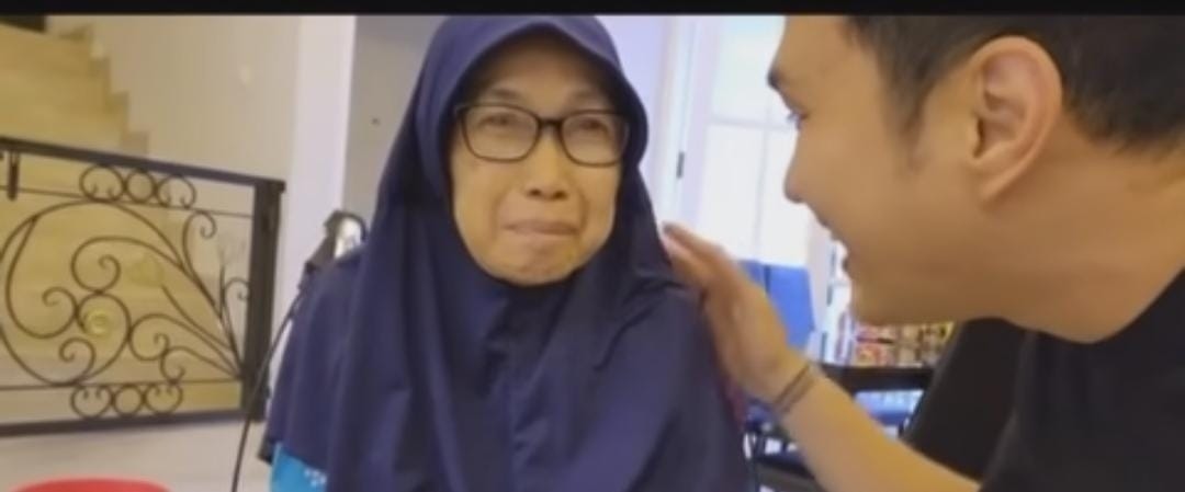 Dikenal Tampil Nyeleneh, Aldi Taher Ternyata Memiliki Sisi Lain yang Tak Banyak Diketahui