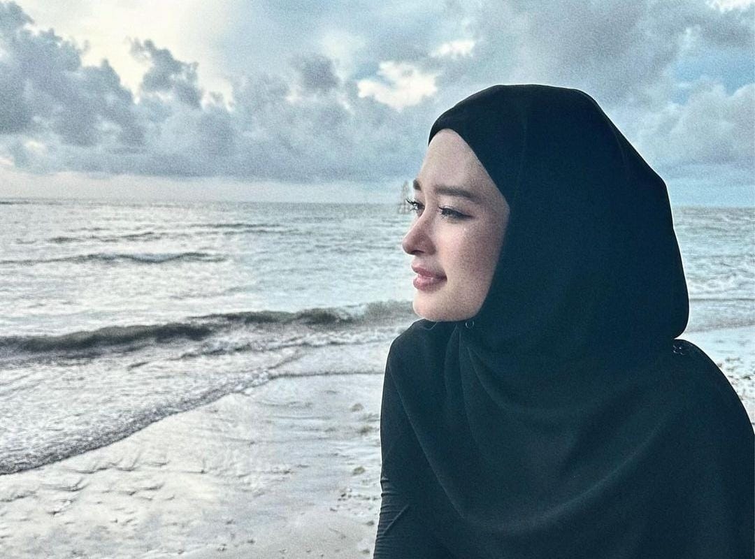 Bikin Kaget, Inara Rusli Mantan Istri Virgoun Diduga Posting Foto Tanpa Hijab?