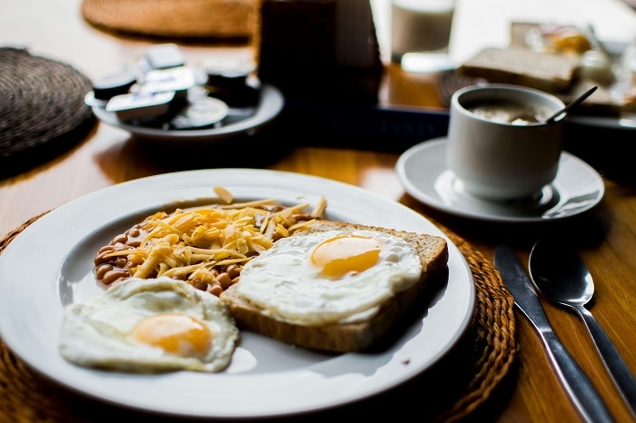 Jangan Sampai Terlewat, Ini 10 Manfaat Penting Sarapan Pagi untuk Kesehatan dan Tubuh