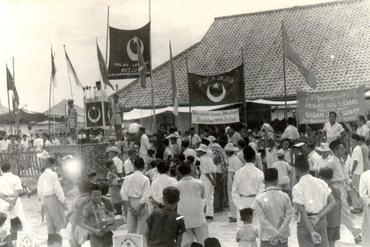 Sejarah Partai Masyumi: Pemenang Pemilu 1955, Konflik dengan Soekarno, dan Dibubarkan Karena Terlibat PRRI