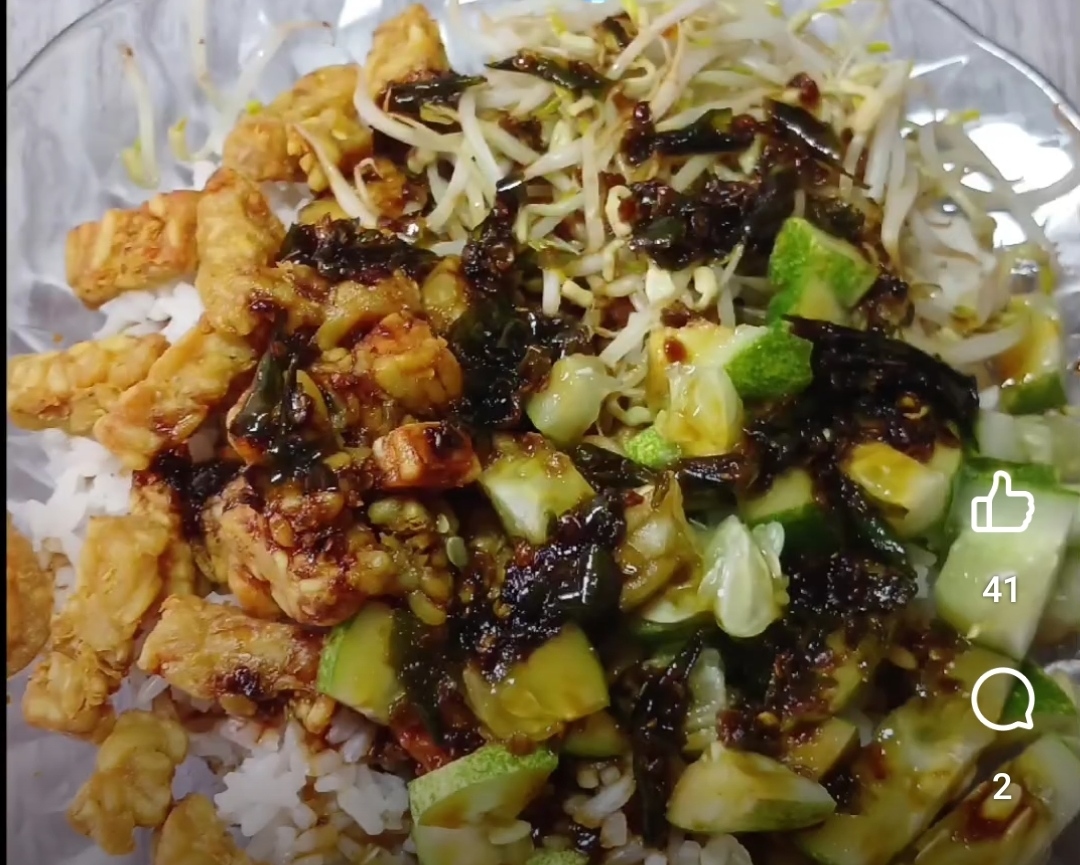 Resep Nasi Lengko, Makanan Khas Cirebon Rasanya Sedap Bikin Ketagihan