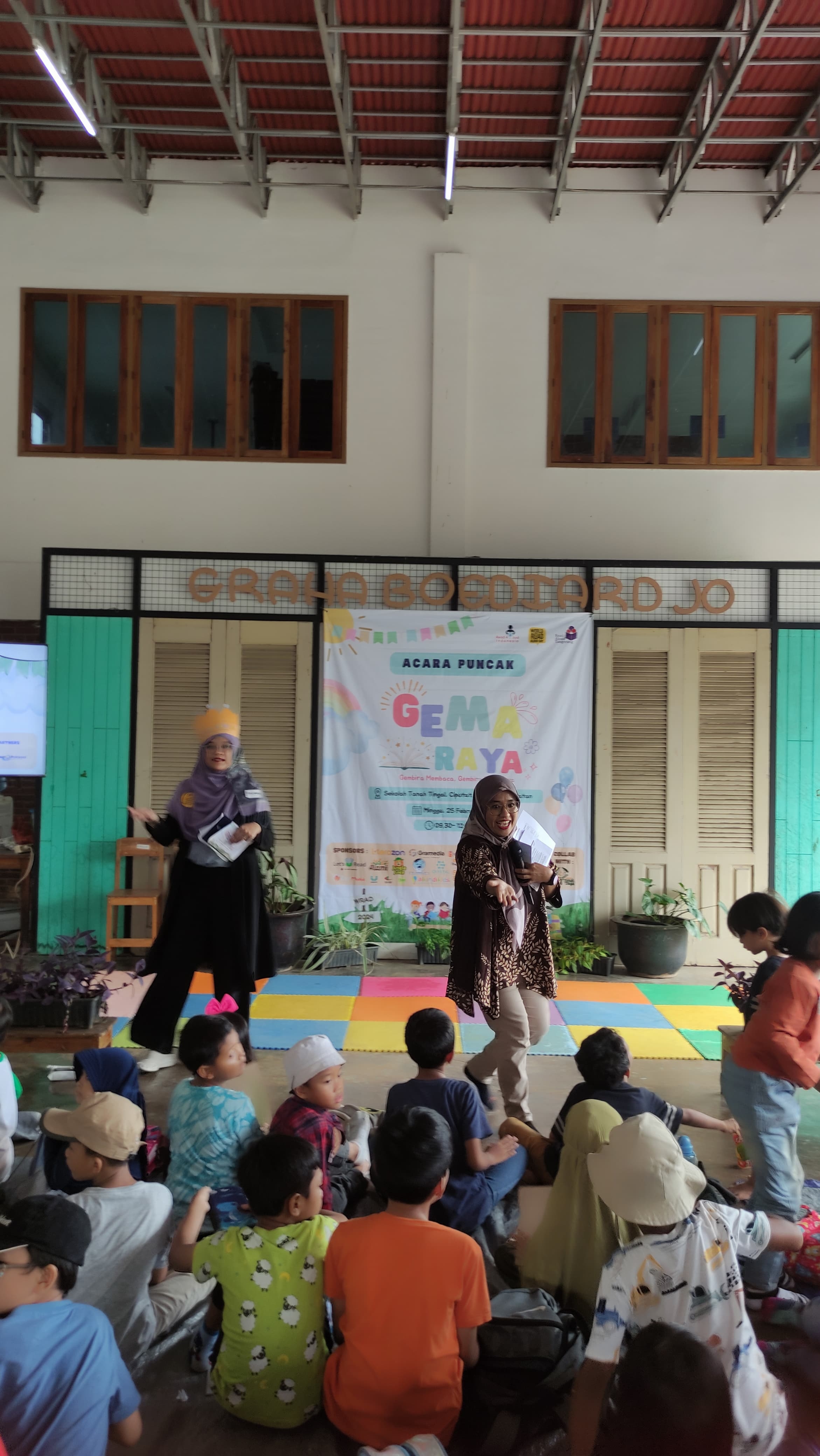 Seru! Ratusan Anak Antusias Ikuti Perayaan WRAD yang Digelar Tangerang Read Aloud