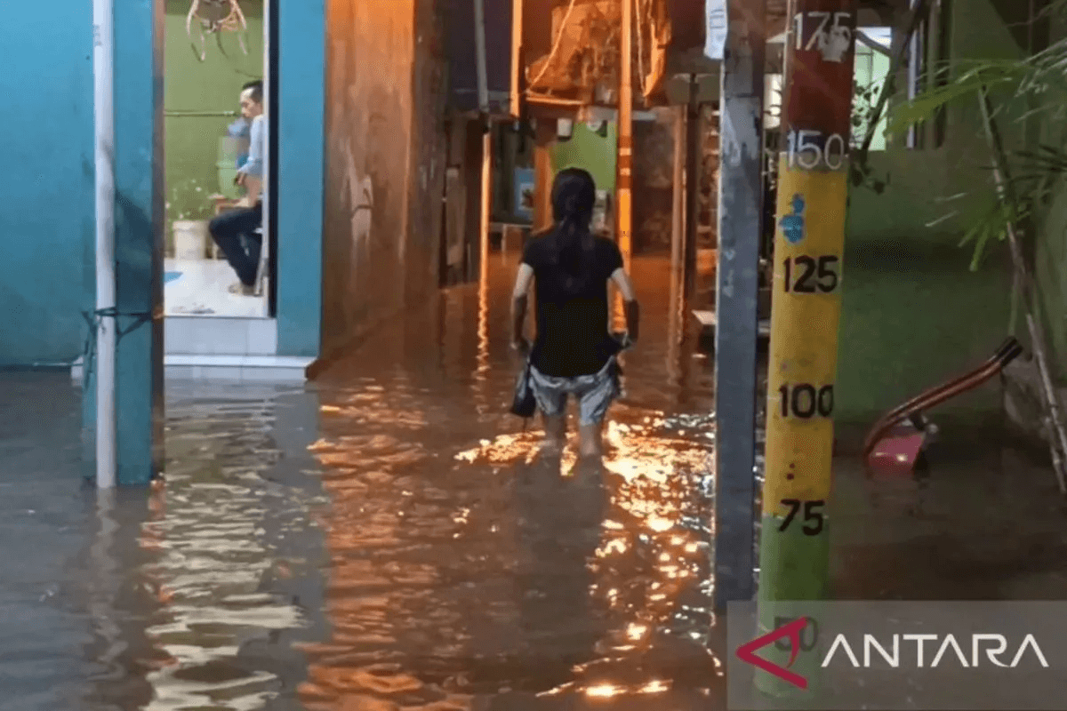 Jumat Pagi, BPBD DKI Jakarta Catat Beberapa RT Masih Terendam Banjir