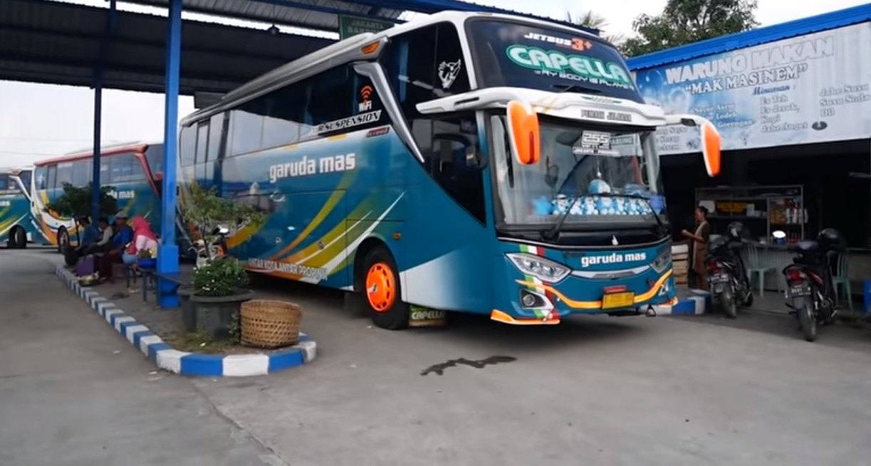 Jelang Mudik Lebaran, Simak Tarif Bus PO Garuda Mas Kelas VIP Jurusan Jakarta-Ponorogo