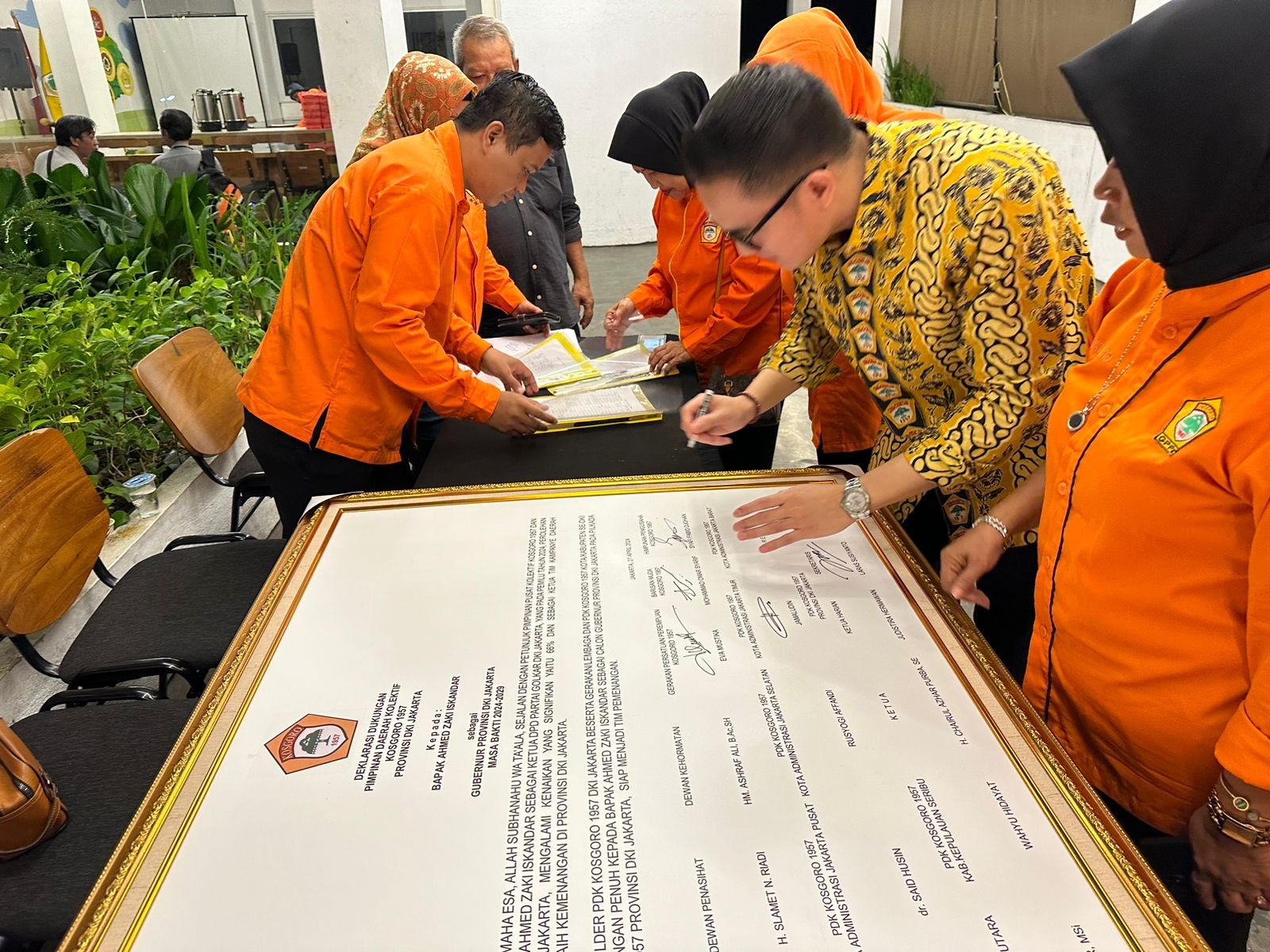KOSGORO 1957 Resmi Dukung Zaki Iskandar Sebagai Cagub DKI 2024, Dave Laksono Serukan Kader Turun ke Bawah dari Rumah ke Rumah