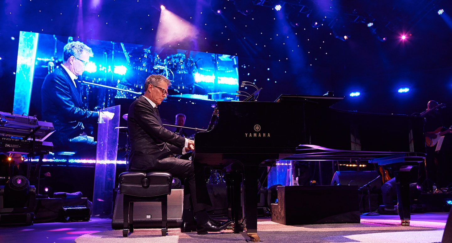 Musisi Legendaris David Foster & Friends Bakal Konser di Jakarta Pada Juni 2024, Simak Cara Beli Tiketnya