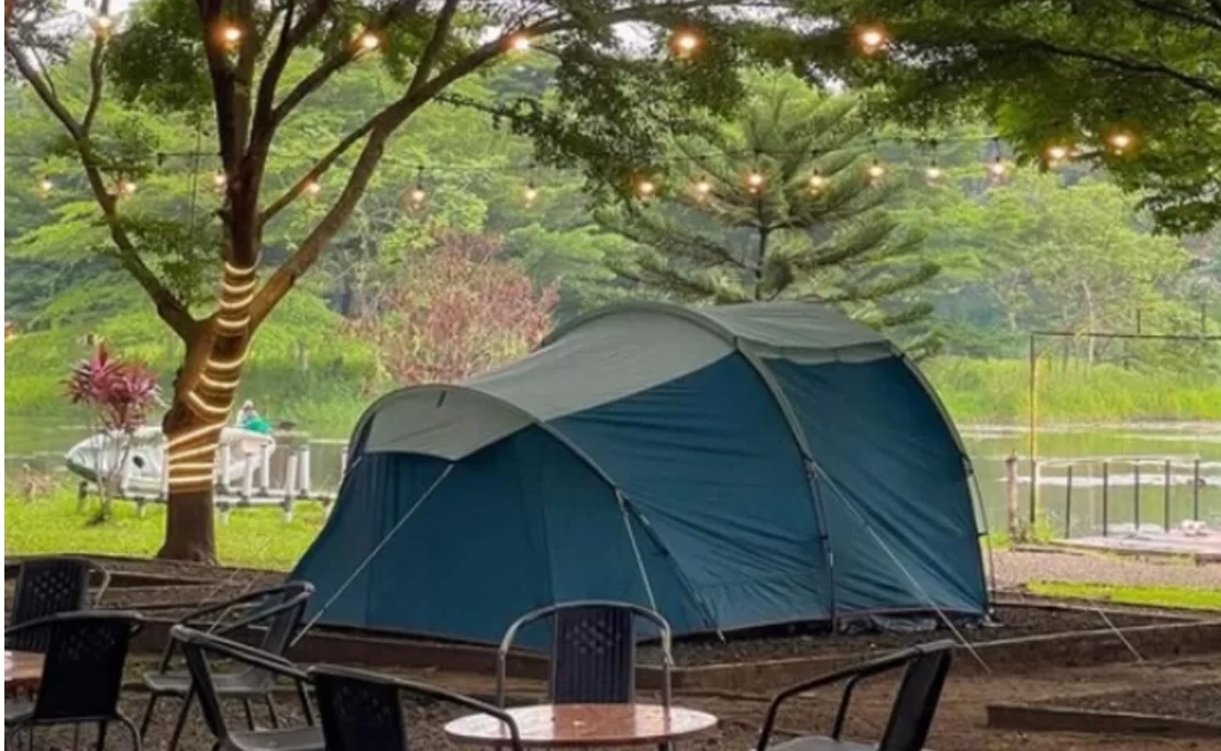 WOW! Camping Ground Pinggir Danau Ini Ternyata Lokasinya di Tangerang, Sangat Cocok untuk Pemula, Segini Harga Sewanya