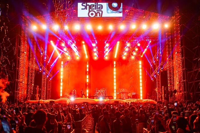 Konser Sheila on 7 Tunggu Aku Di Pekanbaru Diborong Fans Lokal, Sheila Gank Internasional Gak Kebagian