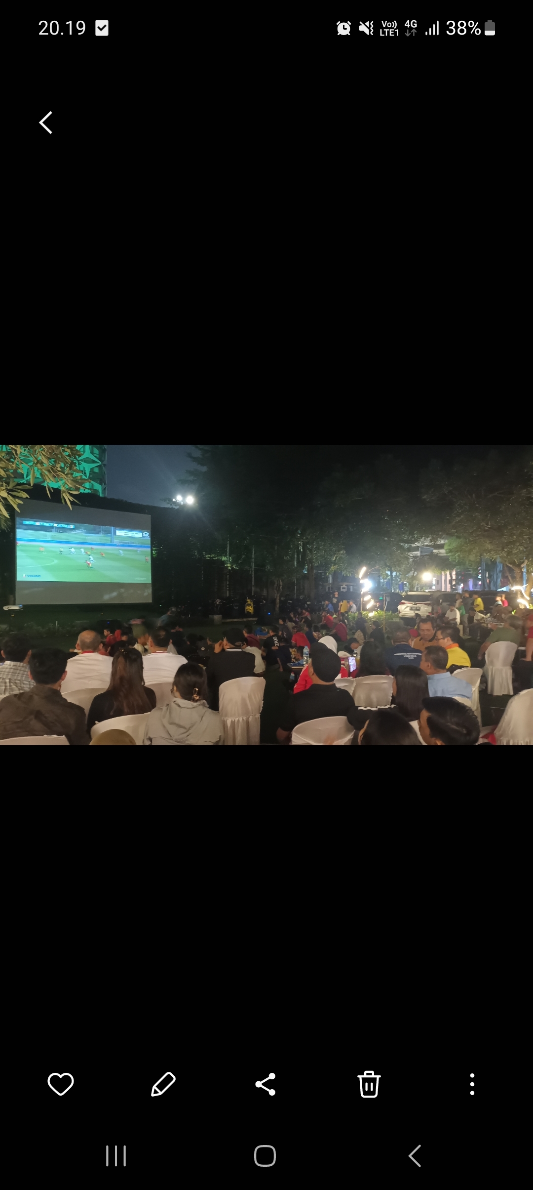 IKUTAN YUK! Nobar Seru Timnas Indonesia Vs Guinea di Halaman Kantor DPD Golkar Jakarta, Bang Zaki Tebak Garuda Muda Menangi Play Off Olimpiade 2024