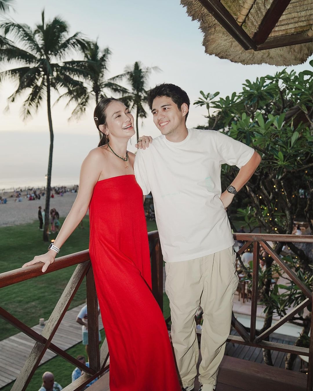 Beda Usia 9 Tahun, 5 Potret Mesra Luna Maya dan Maxime Boutier yang Dibilang Mirip Kakak-Adik