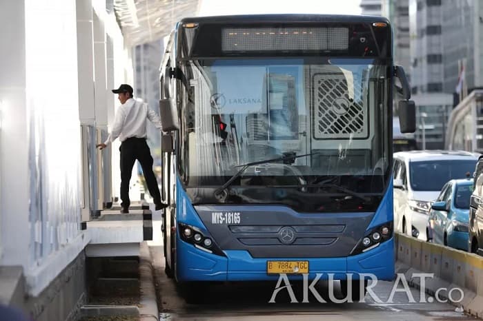 Mulai Hari Ini Halte Simpang Pramuka dan Rawamangun Ditutup Sementara, Transjakarta Lakukan Penyesuaian Layanan, Berikut Daftar Halte dan JPO Temporer