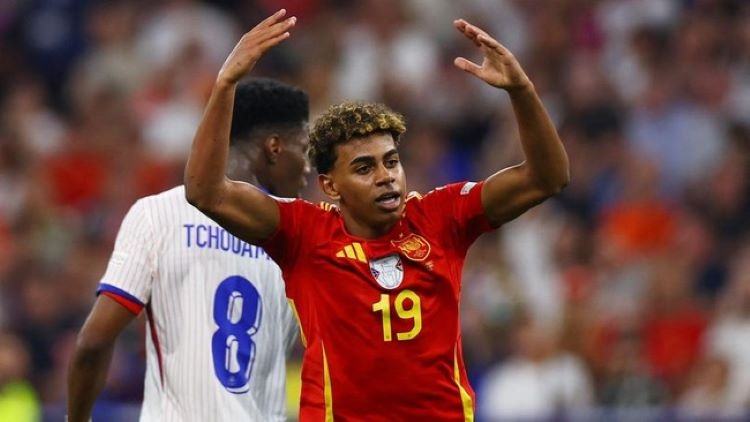 CETAK SEJARAH! Pemain Spanyol Beragama Islam Ini Jadi Pencetak Gol Termuda di Piala Eropa dan Dunia, Ini Profil Lamine Yamal