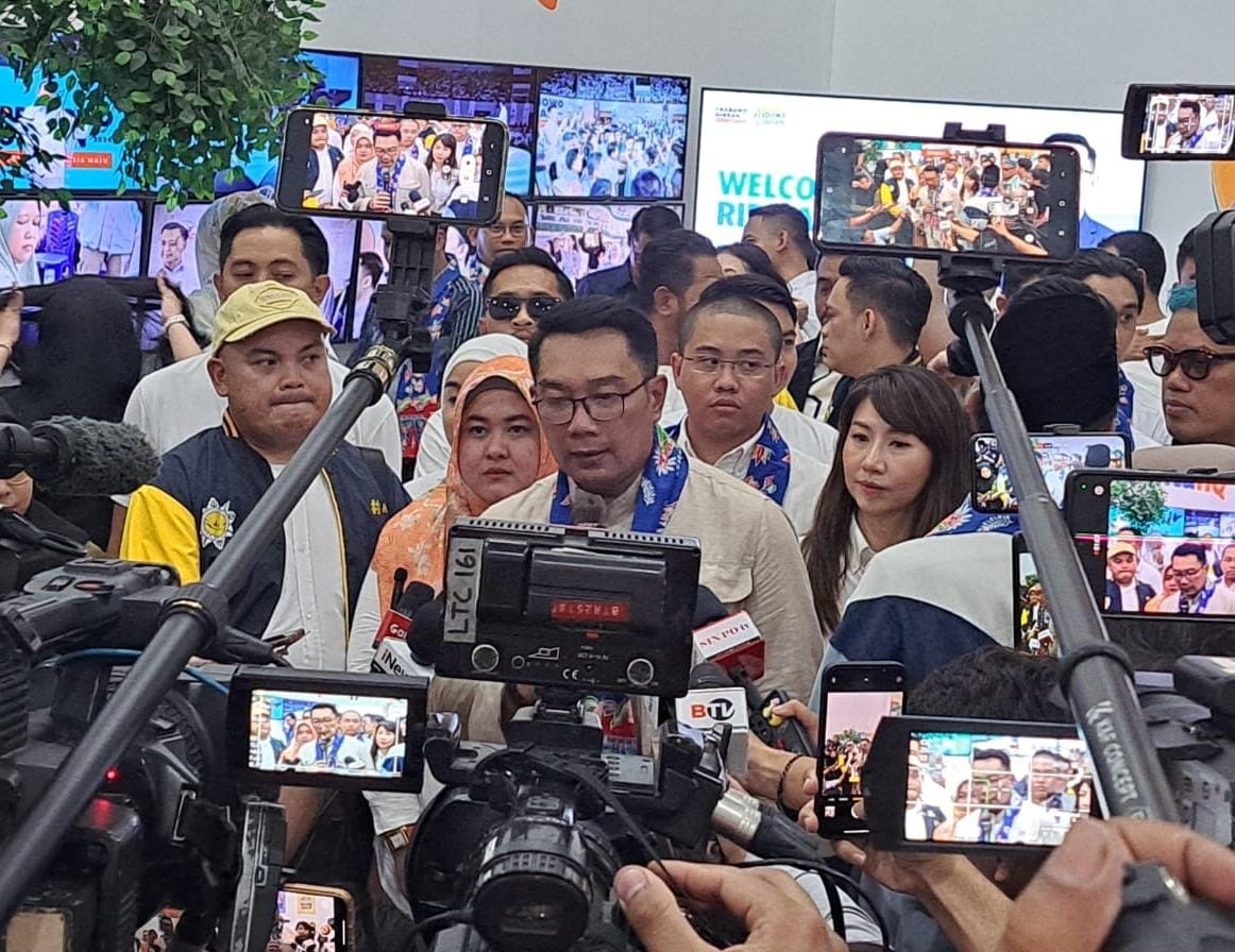 Tak Mau Warga Jakarta Banyak yang Stres, Cagub Ridwan Kamil Janji Sediakan Aplikasi dan Mobil Curhat Keliling