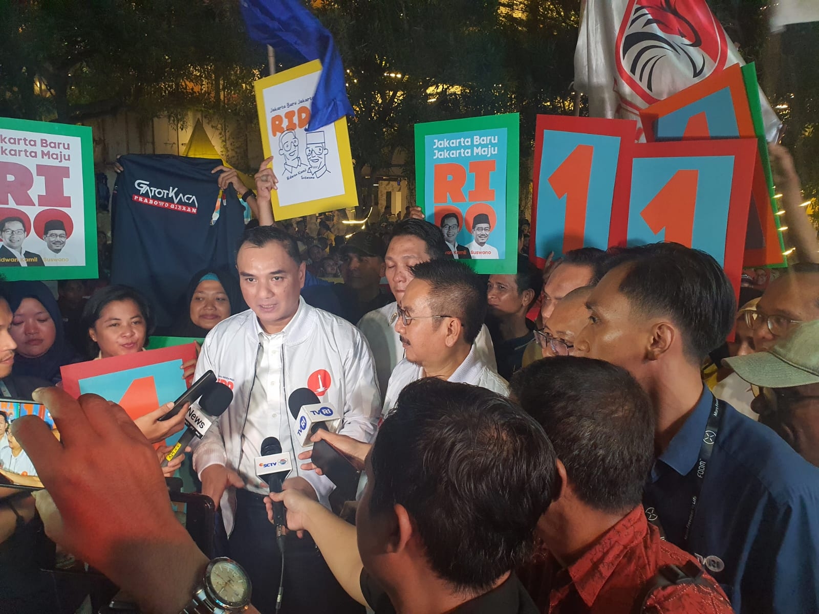 Nobar Pengambilan Nomor Urut Paslon Pilkada di Kantor Golkar Jakarta Berlangsung Meriah, Ketua Harian Ungkap Alasannya